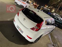 هیۆندای ئەکسنت هاچباک